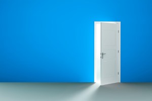 open-door-in-a-empty-room-80a6d3-1050x700